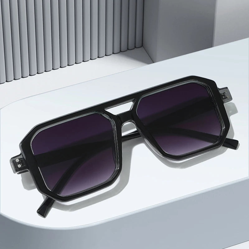 Square Vintage – Gradient Lenses