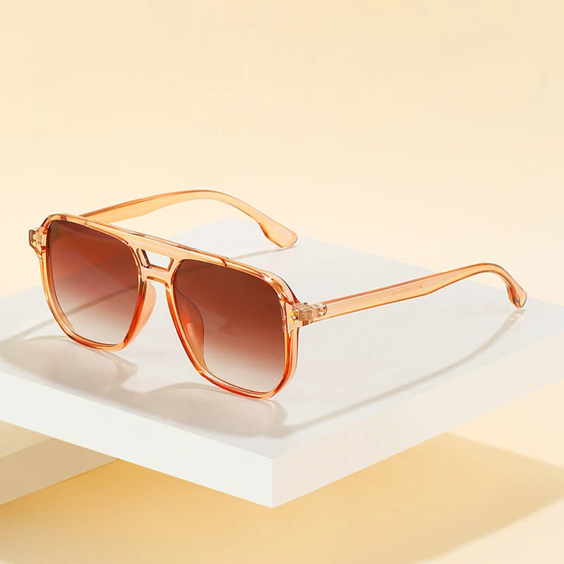 Unisex Double Bridge – Retro Design & Gradient Lenses