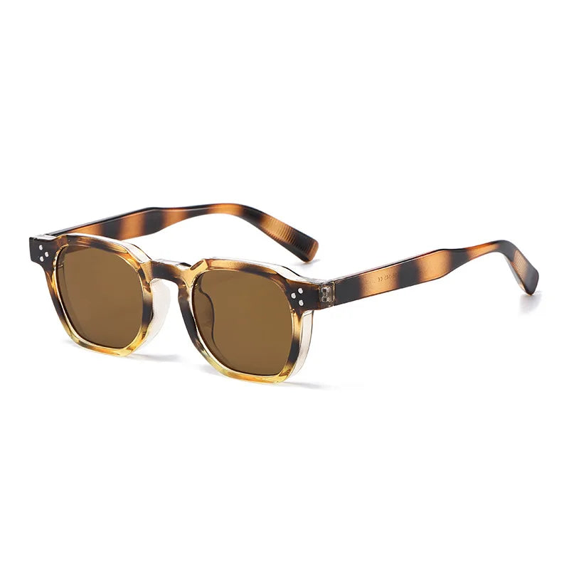 Vintage Square UV400 – Trendy Design