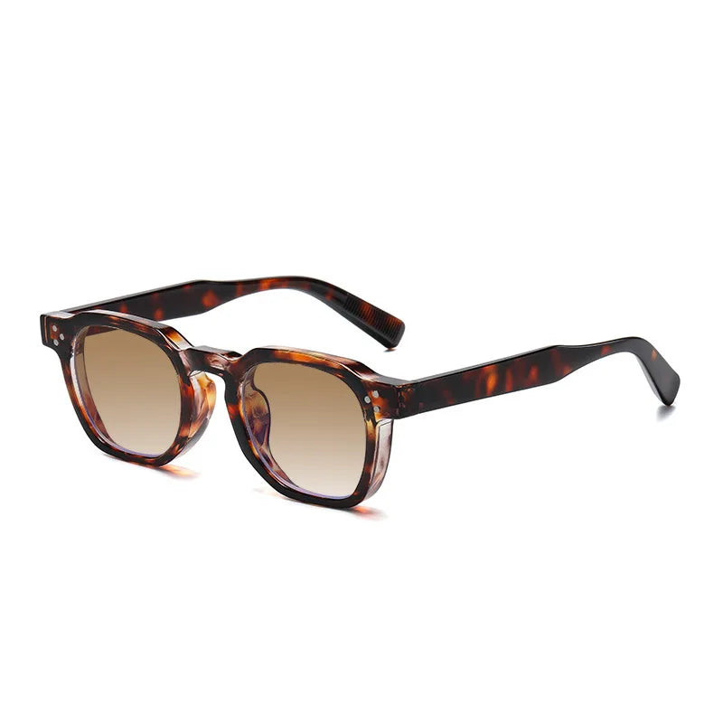 Vintage Square UV400 – Trendy Design