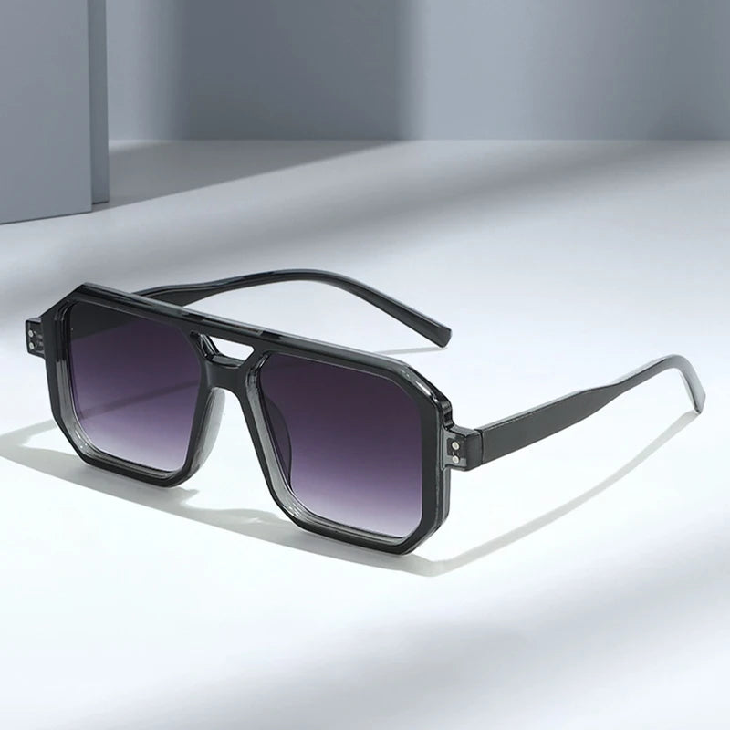 Square Vintage – Gradient Lenses